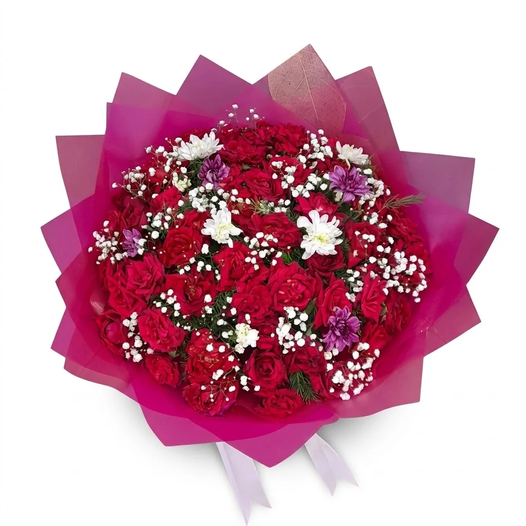 Bouquet - Round, Star Corners with Baby's Breath
