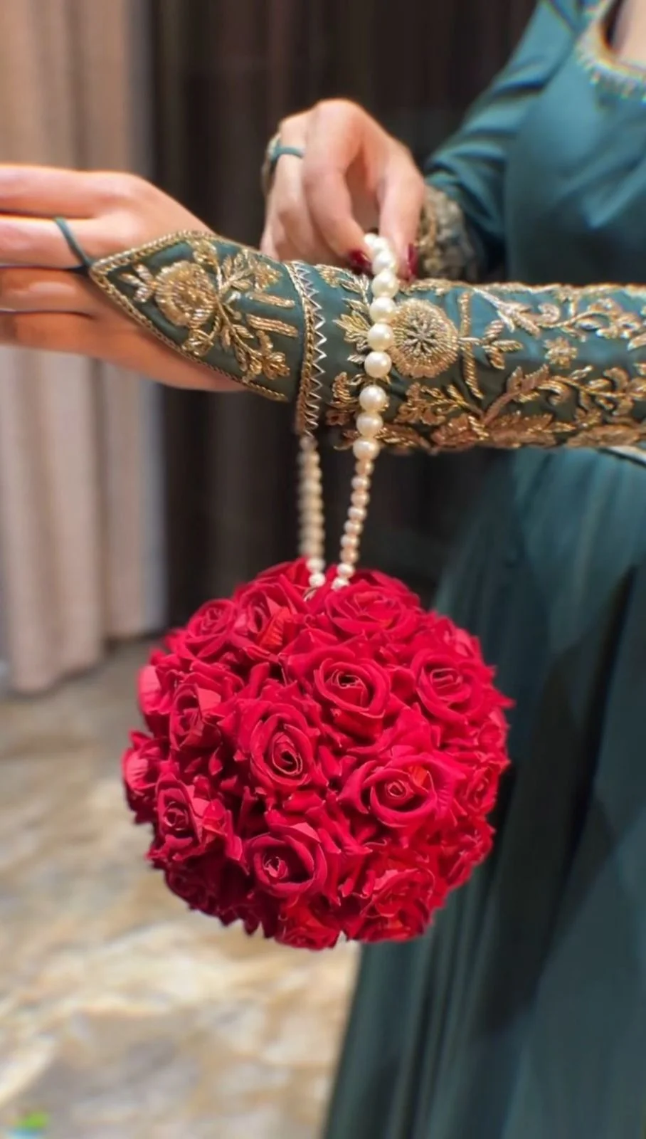Bridal Rose Bouquet Bag